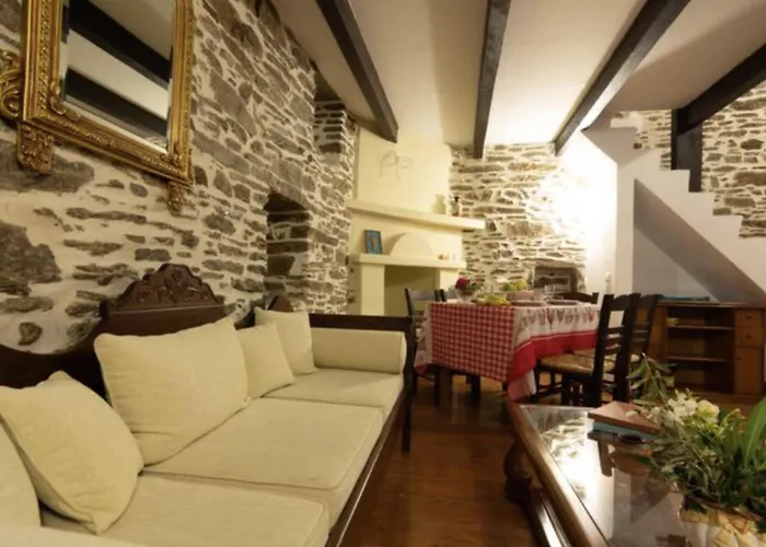 Little Gem * Dhriopís