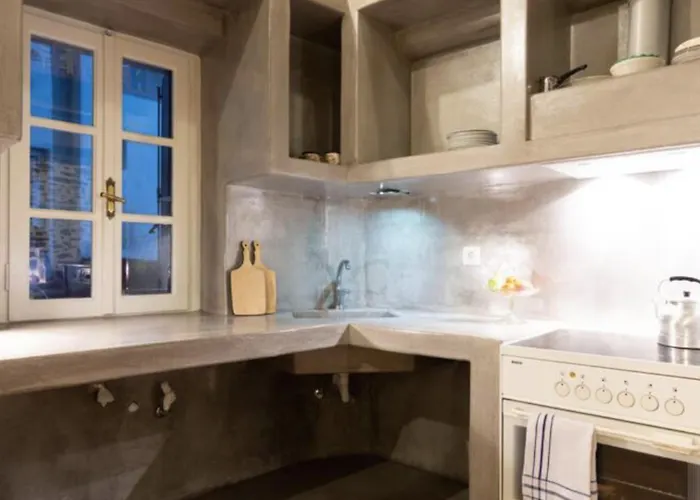 アパート Little Gem Dhriopís